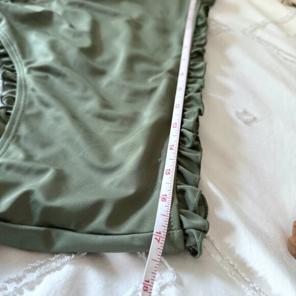 Shein High Waisted Off-Shoulder Two Piece Swimsuit 3XL (US 18) - Picture 7 of 8